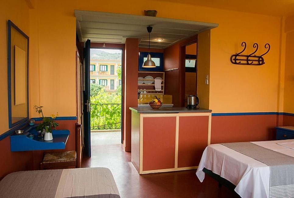 Hotel Votsala Pyrgi Thermis Bagian luar foto